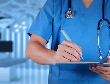 Ο κακός χαμός με τους οικογενειακούς γιατρούς - Δεν επαρκούν για τον αριθμό των ασφαλισμένων